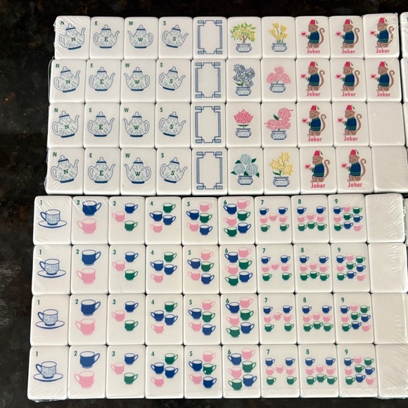 Colorful Mahjong Tile Set - Picture 3 of 5